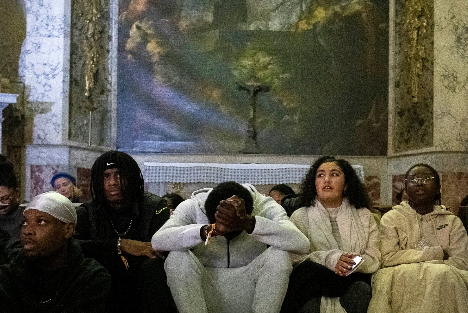 Catholiques de banlieue : « On n’est bon qu’à chanter les louanges »